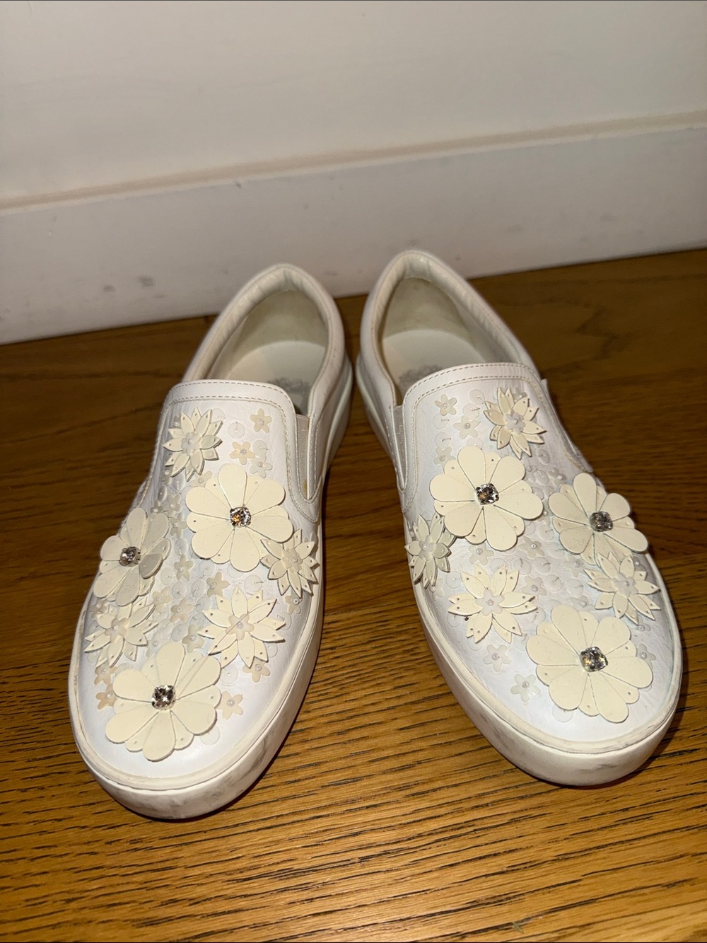 Dior White Floral Appliqué Slip-On Loafers